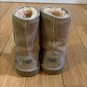 Ugg Classic Sherling Short Tan Boots sz 9